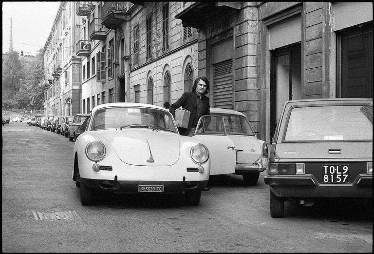 Paolo Pellion di Persano, Gilberto Zorio, Torino, 1974, Courtesy Archivio Paolo Pellion di Persano