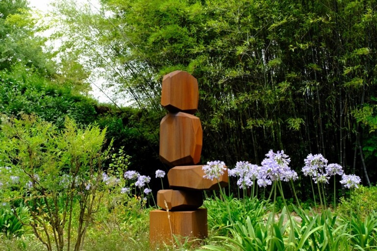 Rock Formation Tower 142cmH corten steel ©ArikLevySculpturePark