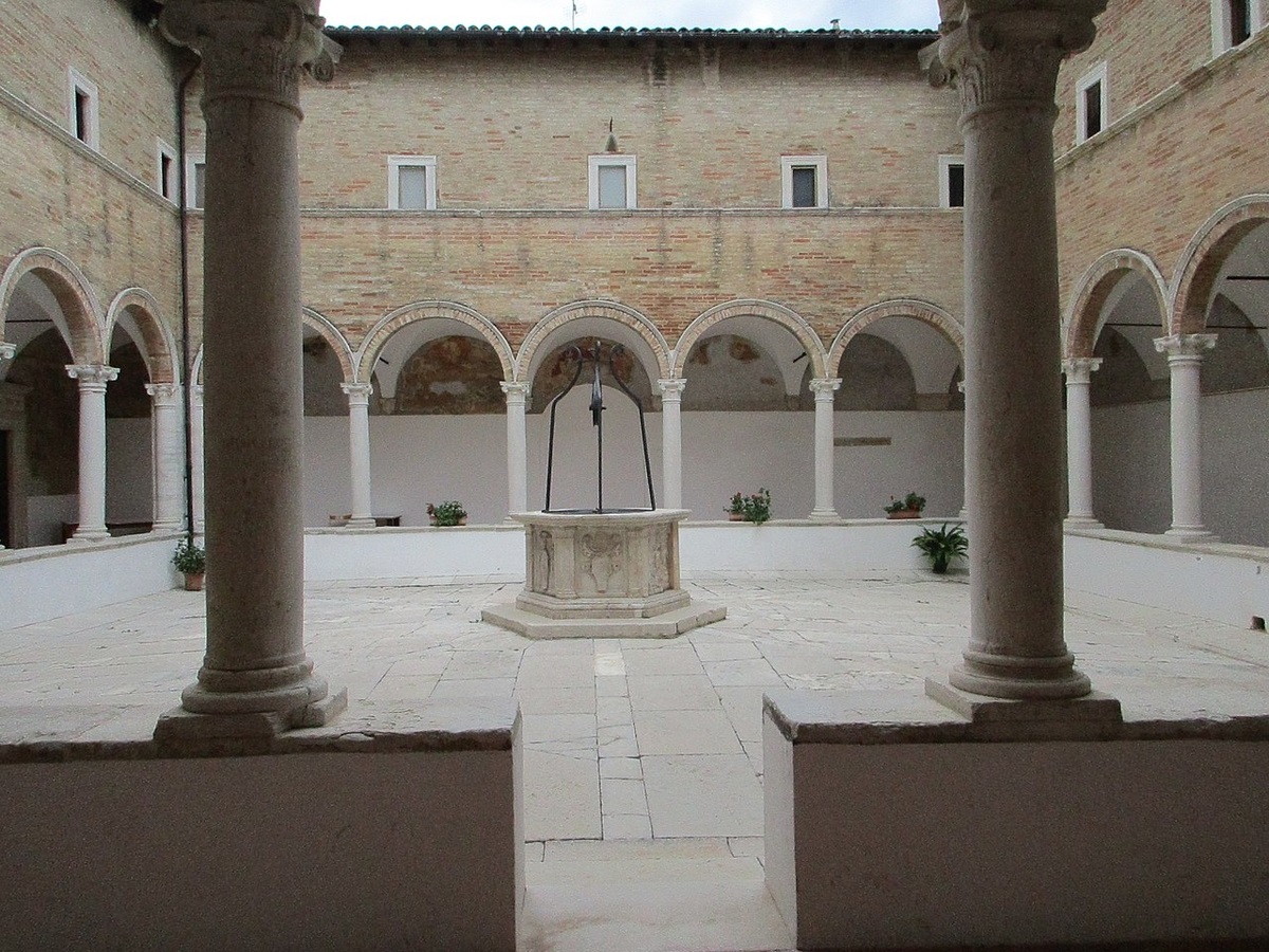 Santa Maria delle Grazie a Senigallia. Photo Ermanon via Wikimedia