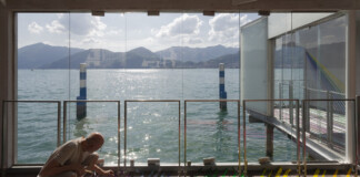 Stefano Arienti, Meridiana, 2022. Installation view at Mirad'Or, Pisogna 2022. Photo © Walter Carrera