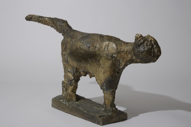 The Cat, Paris 1941, bronze. © Succession Picasso 2022