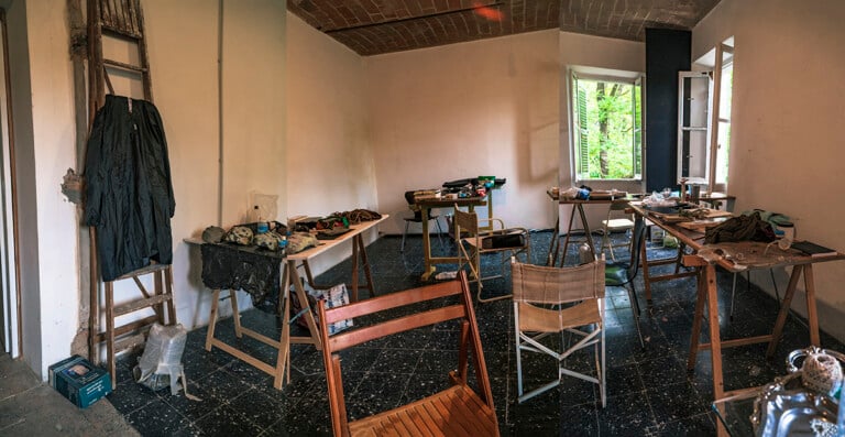 Vista dello studio interno di UVA, UVA artist in residence, 2022, photo Stefano Camera