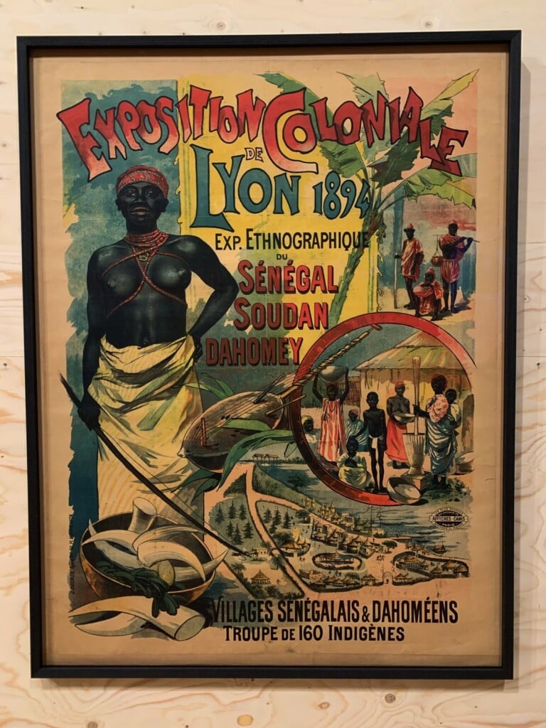 16. Biennale de Lyon. MAC. Les nombreuses vies et morts de Louise Brunet. Francisco Tamagno, Villages sénégalais et dahoméens, Exposition coloniale de Lyon, 1894. Photo Marco Enrico Giacomelli