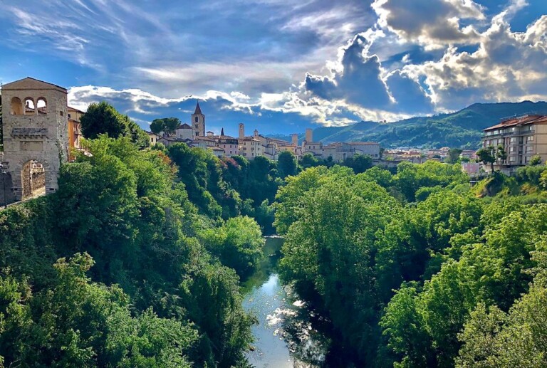 Ascoli Piceno. Photo by Marco Faccini on Unsplash