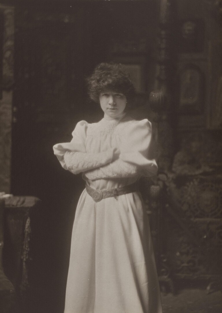 Bellingard, Ritratto di Juana Romani, 1903 ca.. Parigi, Bibliothèque Marguerite Durand