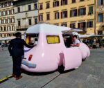 Erwin Wurm, Salsiccia Fat Bus