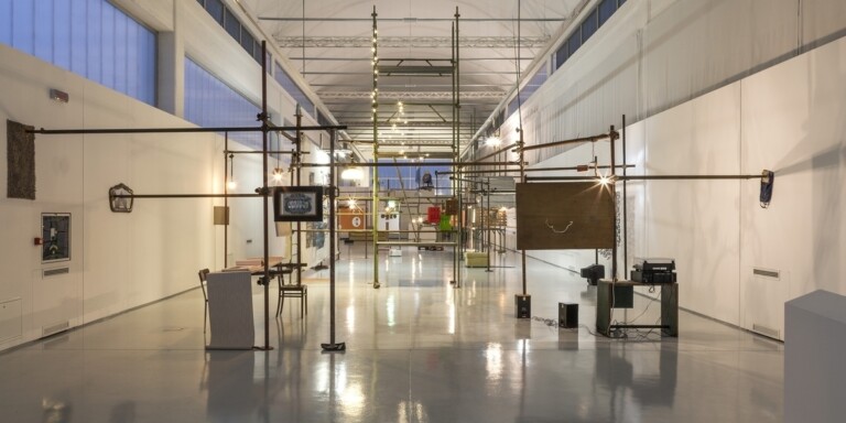 Eugenio Tibaldi, Seconda Chance, 2016 installazione, MEF – Museo Ettore Fico, Torino. Photo A. Giardino
