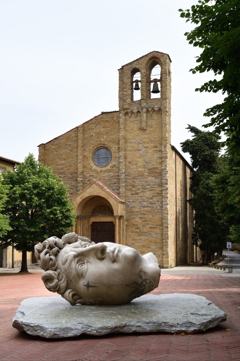 Fabio Viale. Aurum. Exhibition view at Arezzo 2022. Photo Michele Alberto Sereni