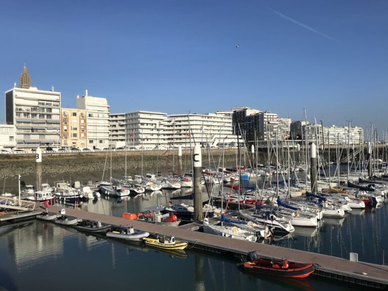 Il lungomare dove Claude Monet amava dipingere come appare oggi, Le Havre. Photo © Dario Bragaglia