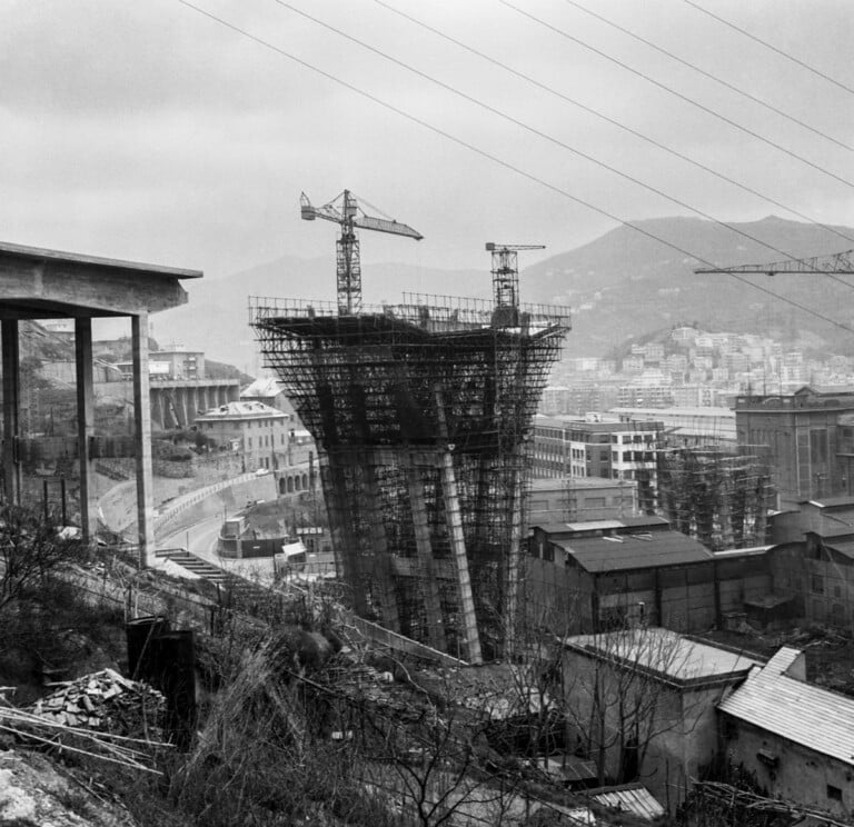 Il viadotto Polcevera (ponte Morandi) in costruzione, Genova, 1963 67. Parma, CSAC, Fondo Publifoto