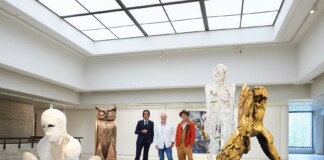Nick Cave, Thomas Houseago, BradPitt. Photo Jussi Koivunen. Courtesy Sara Hilden Art Museum, Tampere