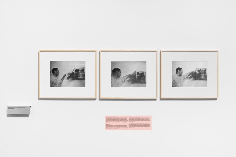 Richard Serra e l’opera, Live Chicken and Rabbit, 1966. Stampe fotografiche in bianco e nero. Ph. Aldo Durazzi, Agenzia DUfoto. Courtesy Giuseppe Garrera Collection.