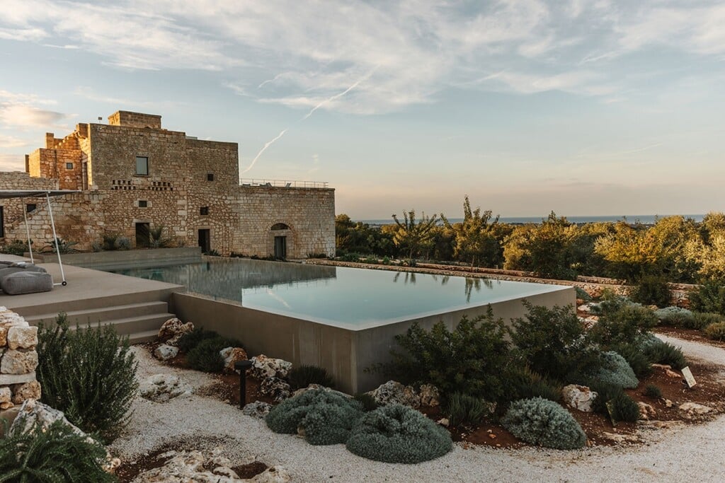 Da masseria a hotel di lusso: il progetto di Studio Valari in Puglia