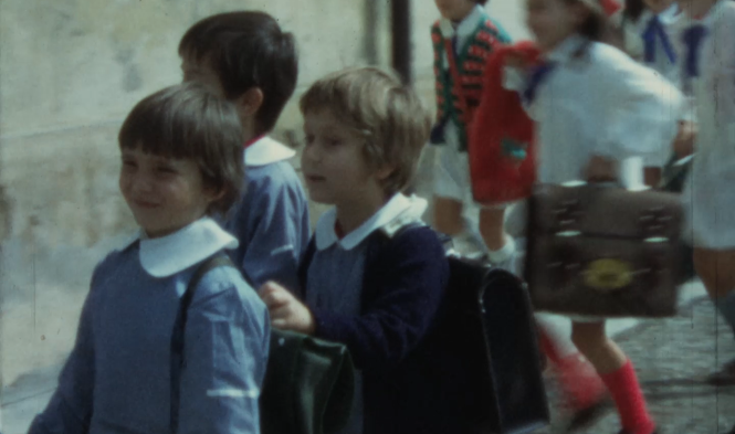 Il primo giorno di scuola in una serie di toccanti filmati d’epoca