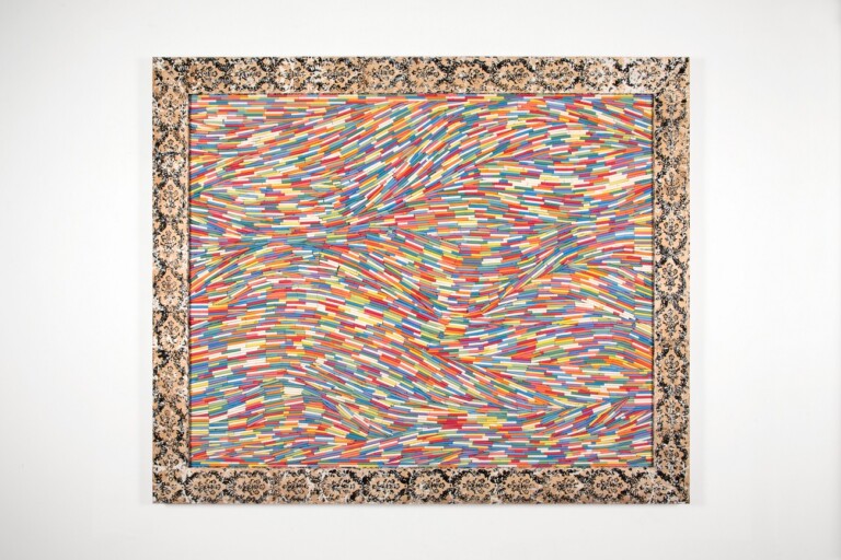 Pascale Marthine Tayou, Fresque de craies R, 2022. Courtesy Continua