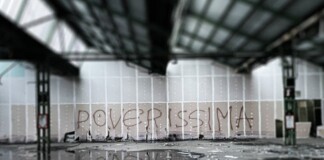 Poverissima