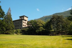 Buon compleanno Castello Gamba: 10 anni d’arte moderna e contemporanea in Valle d’Aosta