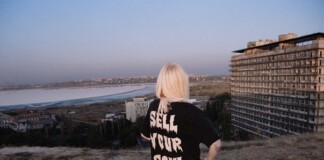 Ira Lupu, Sell Your Soul, 2020, Photography