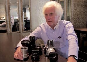 Muore a 88 anni Douglas Kirkland, il fotografo delle celebrità di Hollywood