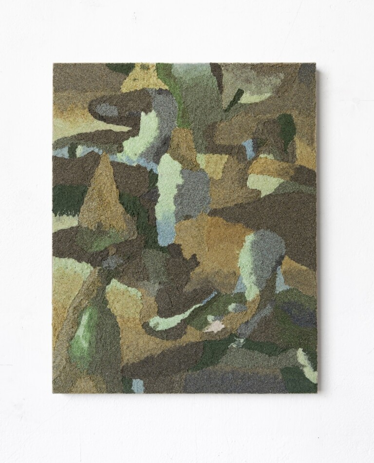 Marco Emmanuele, ISO #14, 2019, polvere di vetro, sabbia e colla di coniglio su tela, 50 x 40 cm. Courtesy l’Artista e Operativa arte contemporanea, Roma
