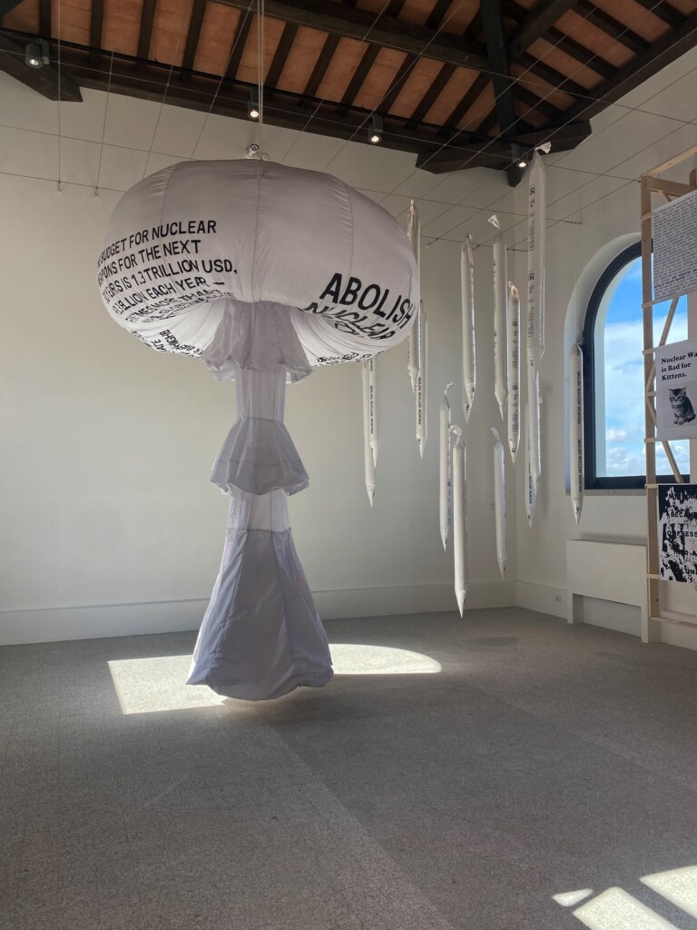 Pedro Reyes. Zero Armi Nucleari. Exhibition view at Museo Nivola, Orani 2022