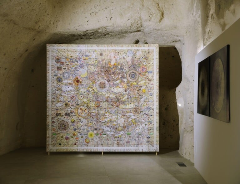 Renato Galante, GMT, 2019, tecnica mista su carta, cm 224x231. Installation view at Momart Gallery, Matera 2022