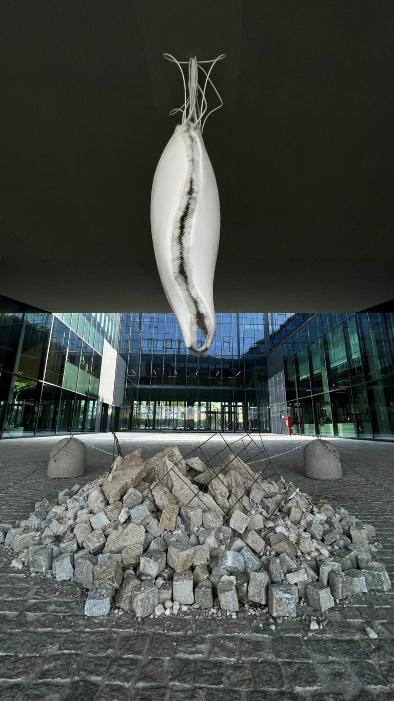 Alessio Lavacchi altra natura 5 L'arte contemporanea nelle nuove architetture milanesi: il caso Covivio