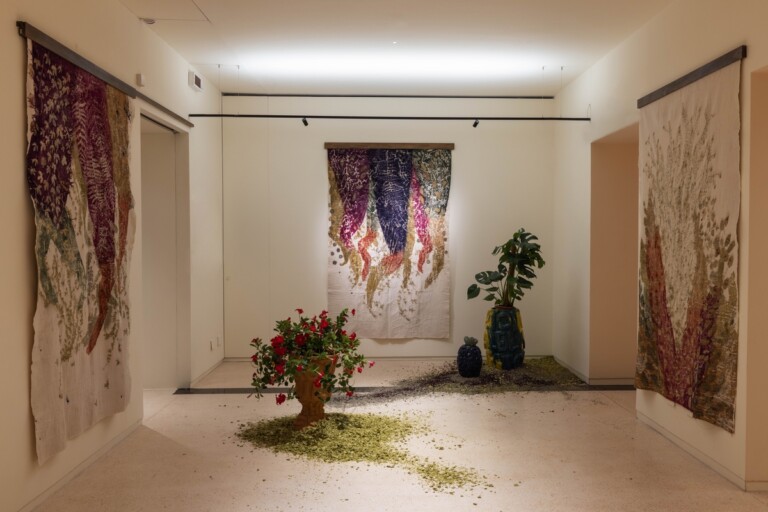 Alex Cecchetti, Sortilegio, exhibition view at Forof, Roma, 2022. Photo Monkeys Video Lab