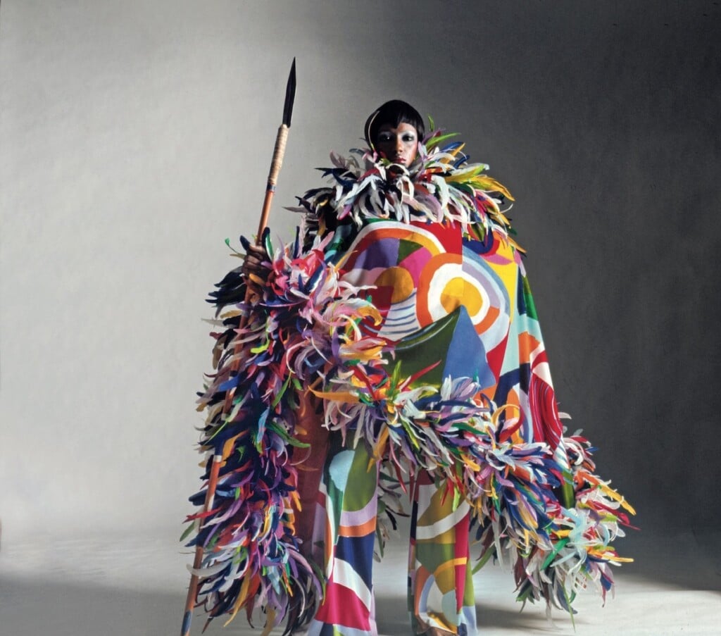 Arte, moda, tessuti e design. La storia di Ken Scott in un nuovo libro