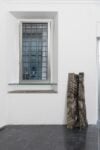 Roberta Mariani, La schiuma dei giorni, installation view at Galleria Eugenia Delfini, Roma 2022. Photo Giorgio Benni. Courtesy dell’artista e della galleria