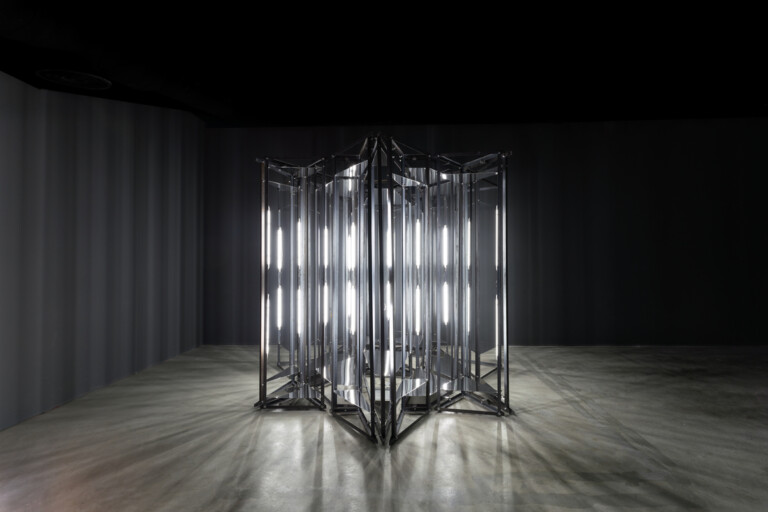 Zeinab Alhashemi As Above So Below 2022. Image courtesy the artist. Photo © Noor Riyadh 2022 a Riyadh Art program Noor Riyadh: digital art e installazioni luminose invadono la capitale saudita