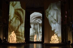 Le Pietà di Michelangelo a Palazzo Reale di Milano: tre calchi storici per la Sala delle Cariatidi