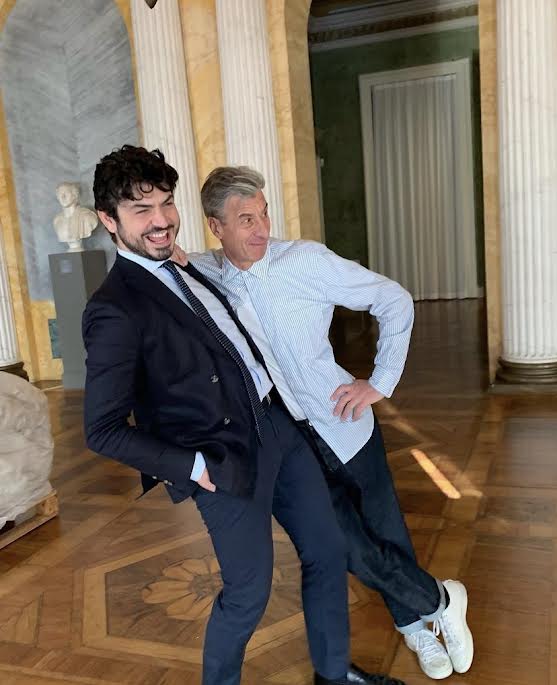 L’opera di Cattelan sull’attentato mafioso di Via Palestro torna a Via Palestro