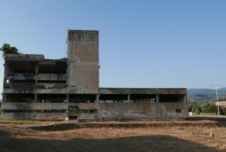 Il vecchio edificio in cui sorgerà il Museo. Courtesy Ministero della Cultura greco