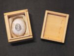 Piero Manzoni, Uovo scultura n. 21, 1960, uovo (exhibition copy) in scatola di legno / egg (exhibition copy) in wooden box, 5,7 x 8,2 x 6,7 cm, ph. Bruno Bani © Fondazione Piero Manzoni, Milano