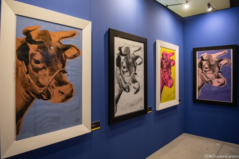 Andy Warhol, Cows, exhibition view alla Fabbrica del Vapore, Milano, 2022