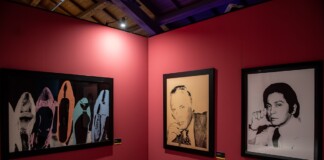 Andy Warhol, Scarpe, Armani e Valentino, exhibition view alla Fabbrica del Vapore, Milano, 2022