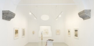 Lawrence Carroll, Opere su carta, 29 settembre – 30 novembre 2022, installation view. Courtesy Studio Trisorio e Lucy Jones Carroll. Photo Francesco Squeglia