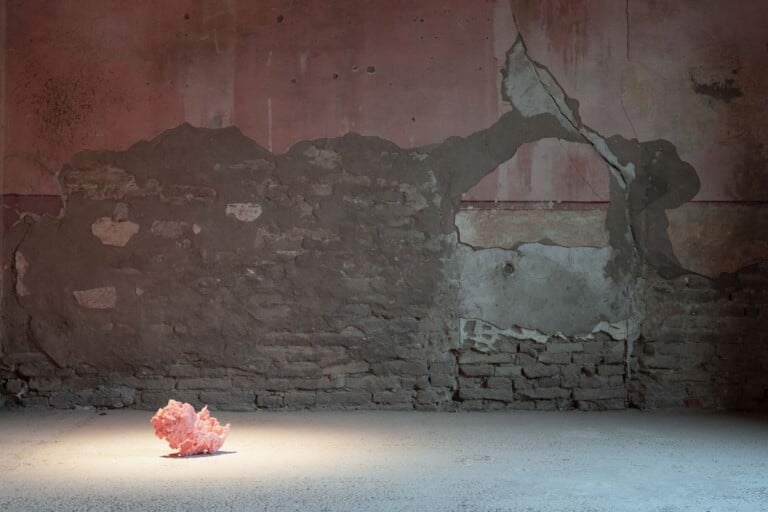 Enrico Minguzzi, La piena dell'occhio, exhibition view at ex convento di San Francesco, Bagnacavallo, 2022