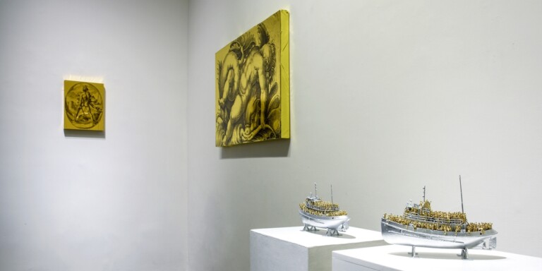 Fabio Weik, Gold Track, 2022, exhibition view at Galleria Paola Verrengia, Salerno, 2022. Photo Fabio Monetti
