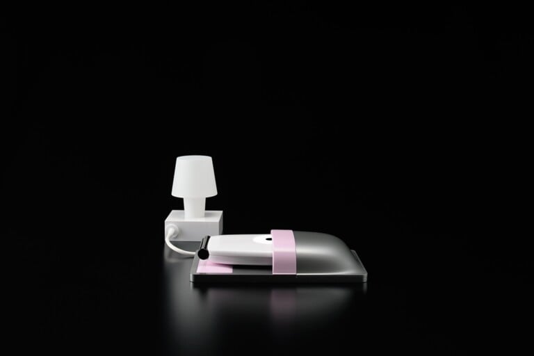 Giovannoni Design, Mr.Eye –mobile phone charger and dock station. Alessi, KDDI, 2010. Courtesy KDDI