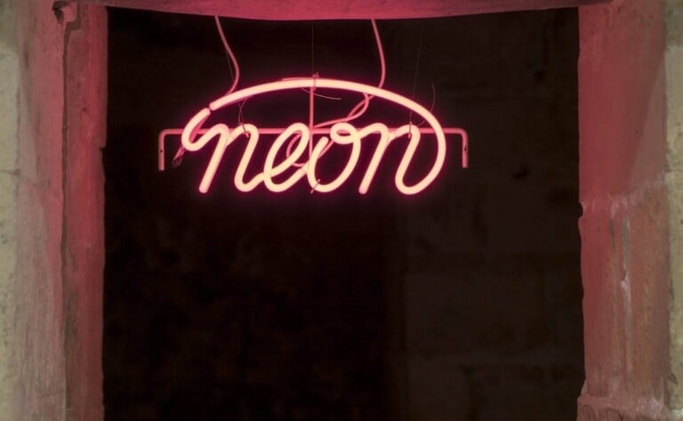 Neon