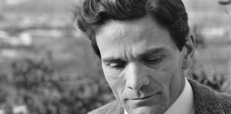 Pier Paolo Pasolini nella casa di via Eufrate, Roma, 1963 © Gideon Bachmann, Cinemazero