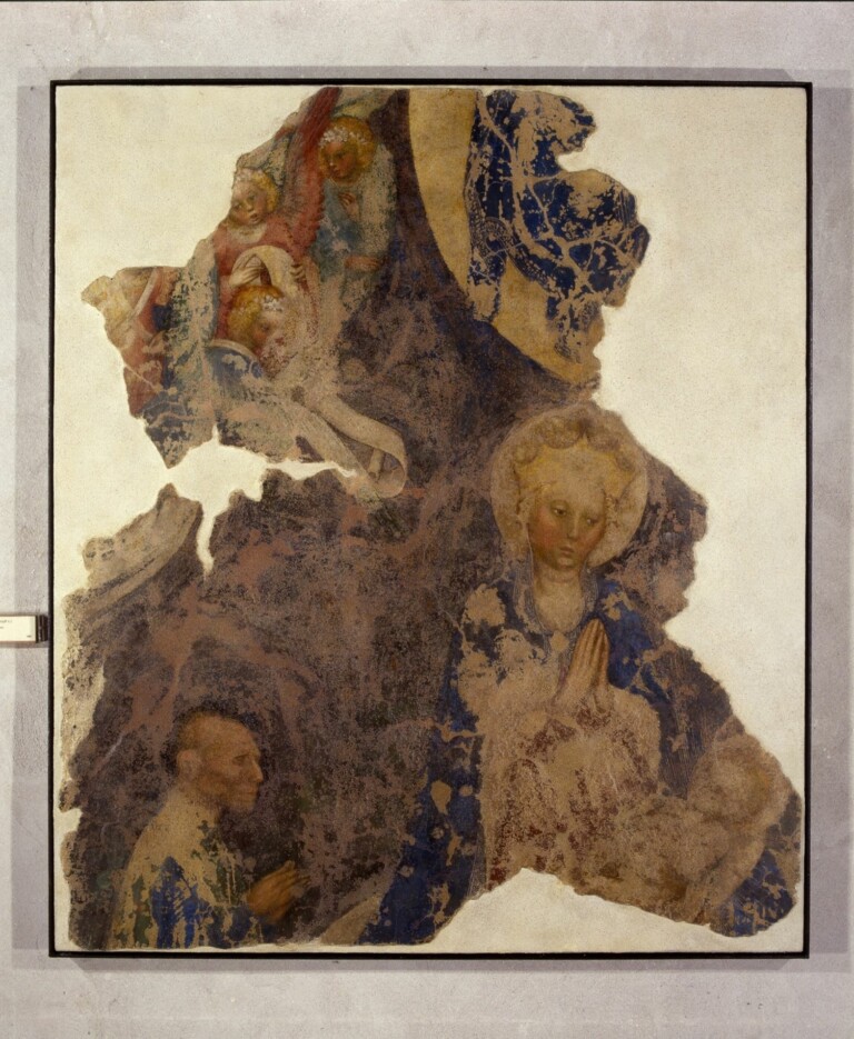 Stefano da Verona, Madonna con il Bambino e un devoto, dopo il 1436, pittura murale staccata, 123 x 107 cm, Verona, Museo di Castelvecchio Archivio Fotografico dei Musei Civici, Verona. Foto Umberto Tomba, Verona