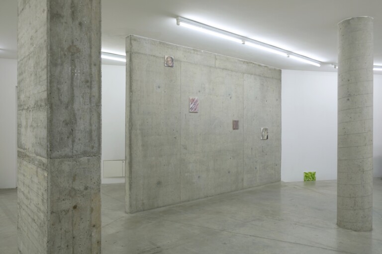 Tiziana Pers, ART HISTORY_Municeddhe, le dormienti, 2022. Installation view at Prometeo Gallery Ida Pisani. Courtesy the artist and Prometeo Gallery Ida Pisani, Milan-Lucca. Photo Erjola Zhuka