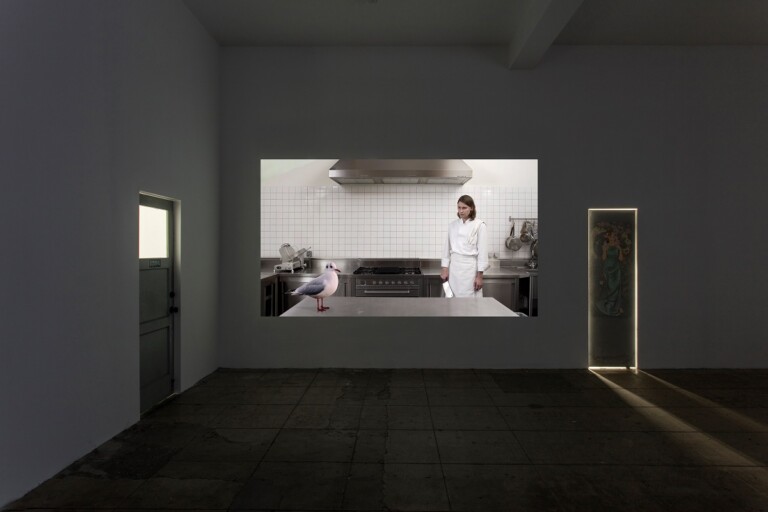 Will Benedict and Steffen Jørgensen, The Restaurant, 2017, New Video at Overduin & Co., Los Angeles, 2018. Courtesy of the artist and Overduin & Co., Los Angeles