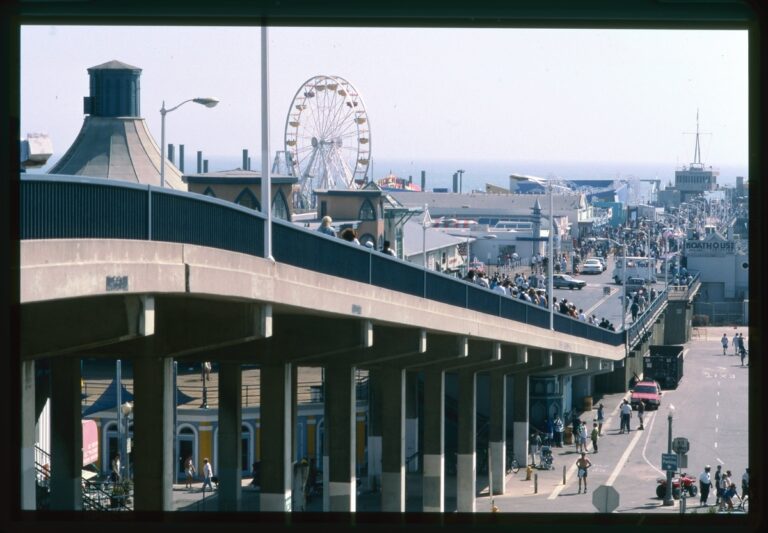 André Corboz, Santa Monica Pier, 1996 (Fondo A. Corboz, Biblioteca dell’Accademia di architettura, USI)