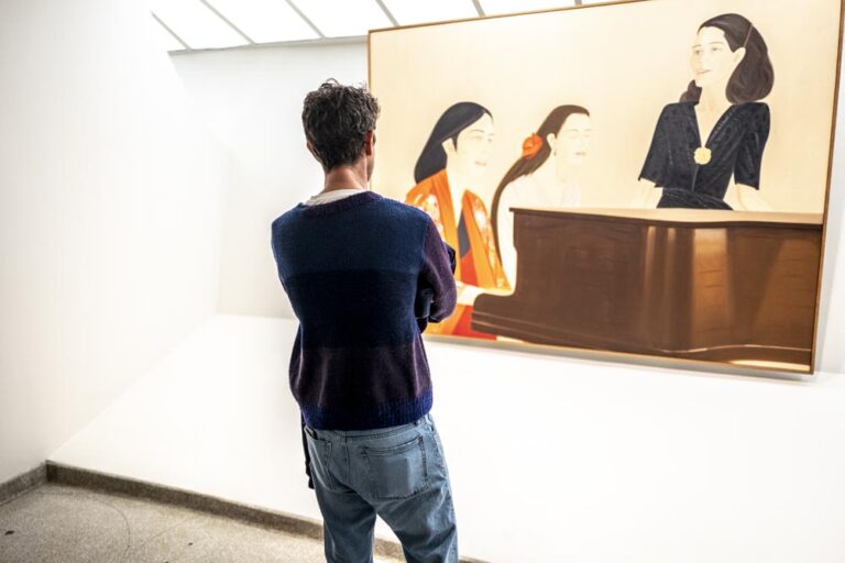 Alex Katz Gathering, exhibition view at Guggenheim Museum, New York. Photo Francesca Magnani