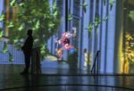 Cyprien Gaillard, L’Ange du foyer (Vierte Fassung), 2019, Affichage holographique LED, base en acier inoxydable, 156 x 75 x 24 cm, 2019, courtesy de l’artiste et Galerie Sprüth Magers (Berlin Los Angeles) © Cyprien Gaillard
