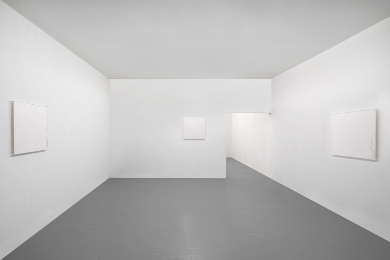 Giulio Paolini, Momenti della verità, installation view at Galleria Massimo Minini, Brescia, November 2022 – January 2023. Courtesy the artist and Galleria Massimo Minini. Photo Petrò Gilberti